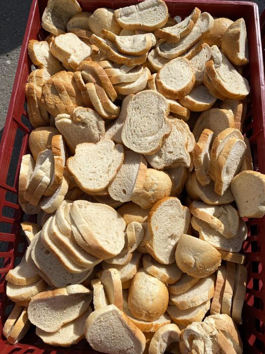 Vand paine uscata / rebut