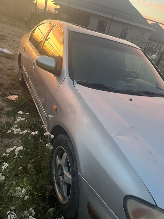 Машина Nissan Maxima