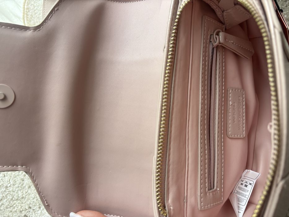 Чанти отигинални  Furla, Valentino