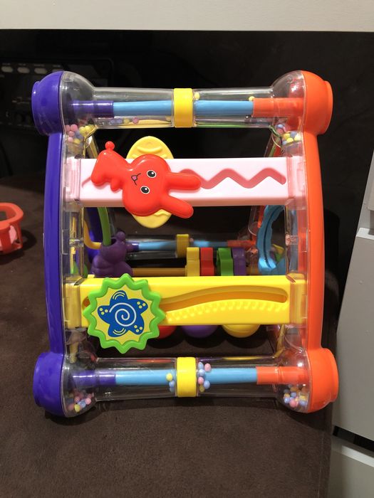 Игрушка - Бизиборд