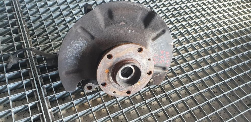 fuzeta stanga fata suzuki sx4 fiat sedici 1.9 d