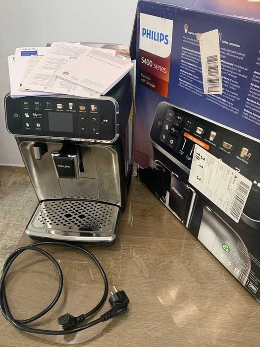 Кафеавтомат Philips LatteGo 5400 Series EP5447/90