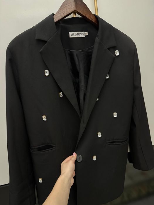 Черный пиджак Valenmosch с кристалами