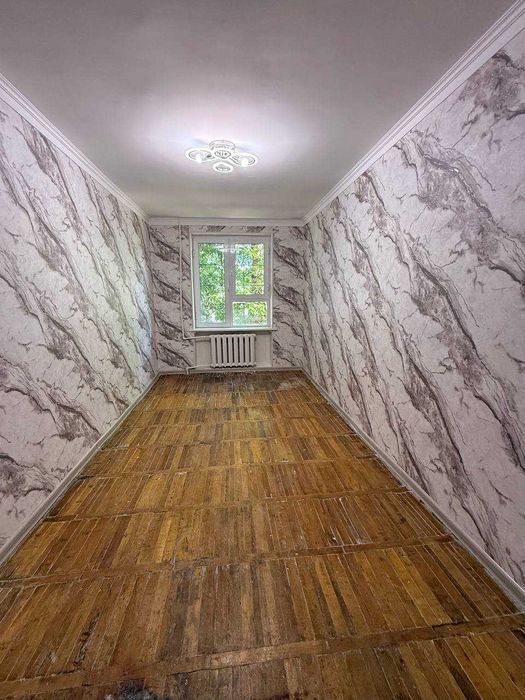 Продаю квартиру Яшнабадский р-он Авиасозлар-4, 3-х ком 1-этаж 68м2
