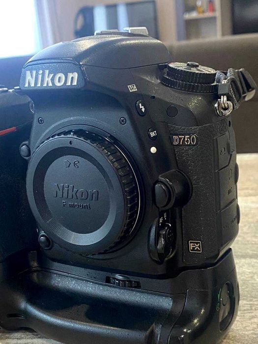 Фотоаппарат Nikon D750