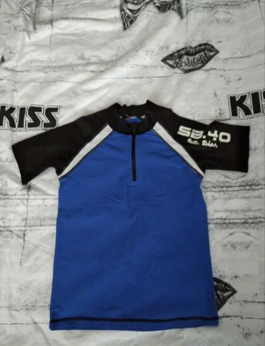 Детски плувен сет шорти UV блуза плувна шапка и чила. Блуза с UV50+