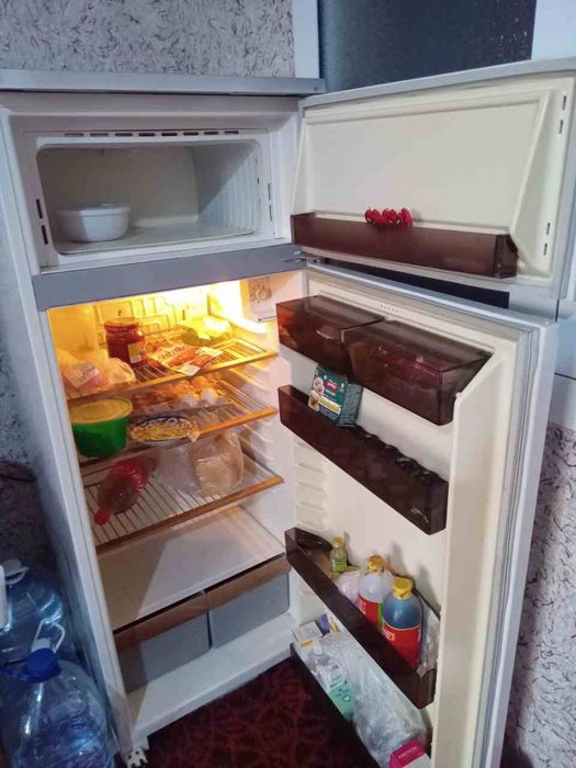 Холодильник Бирюса продаётся срочно