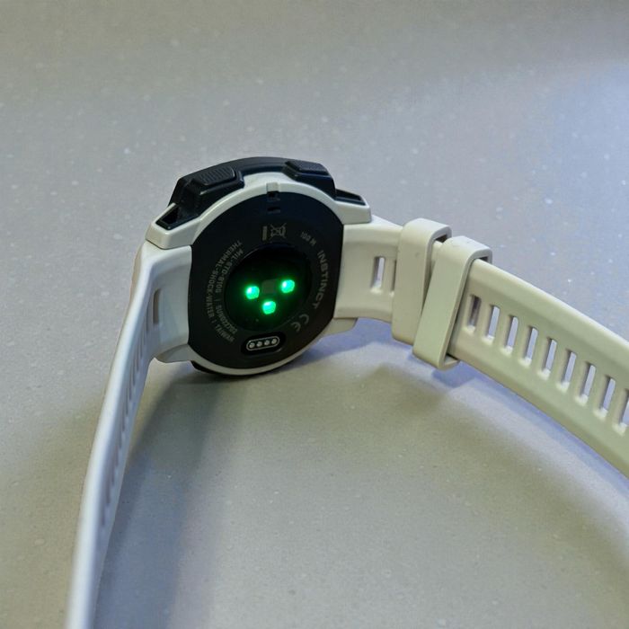 Като Нов Garmin Instinct 45mm GPS Watch Tundra