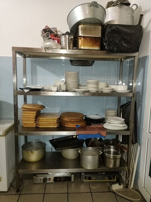 Продам стеллаж под посуду