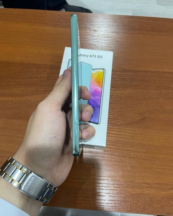 Samsung galaxy A73 5G garantiyasi bor