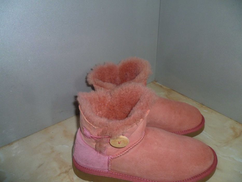 UGG оригинални ботуши №40