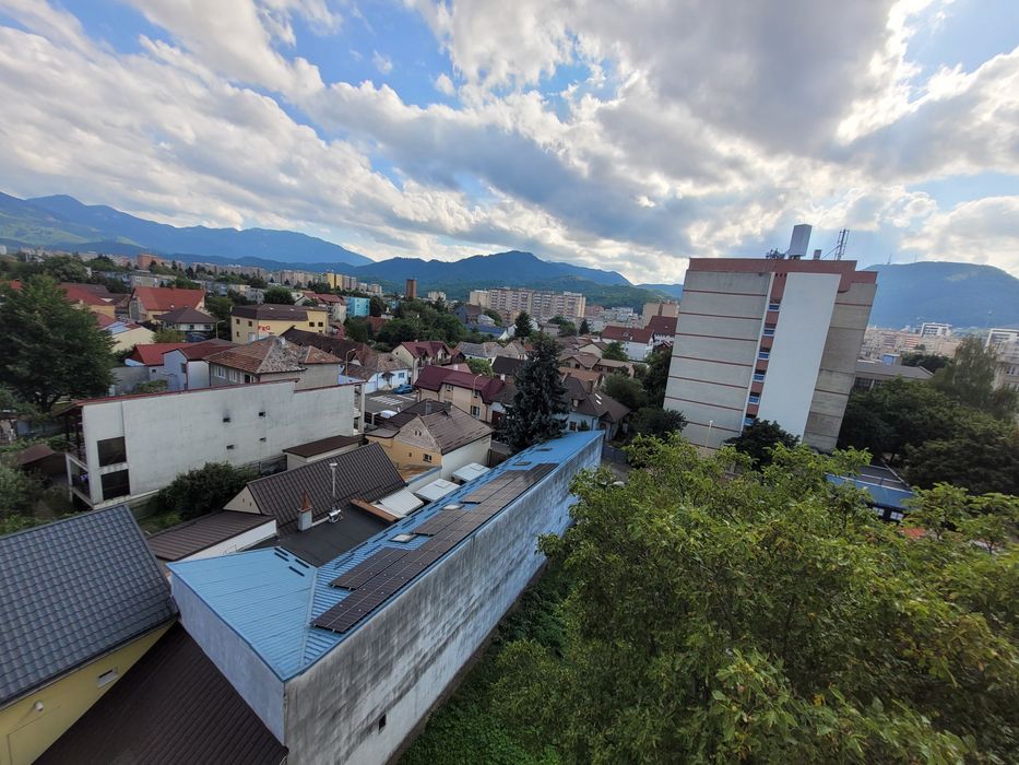 Proprietar vând garsoniera