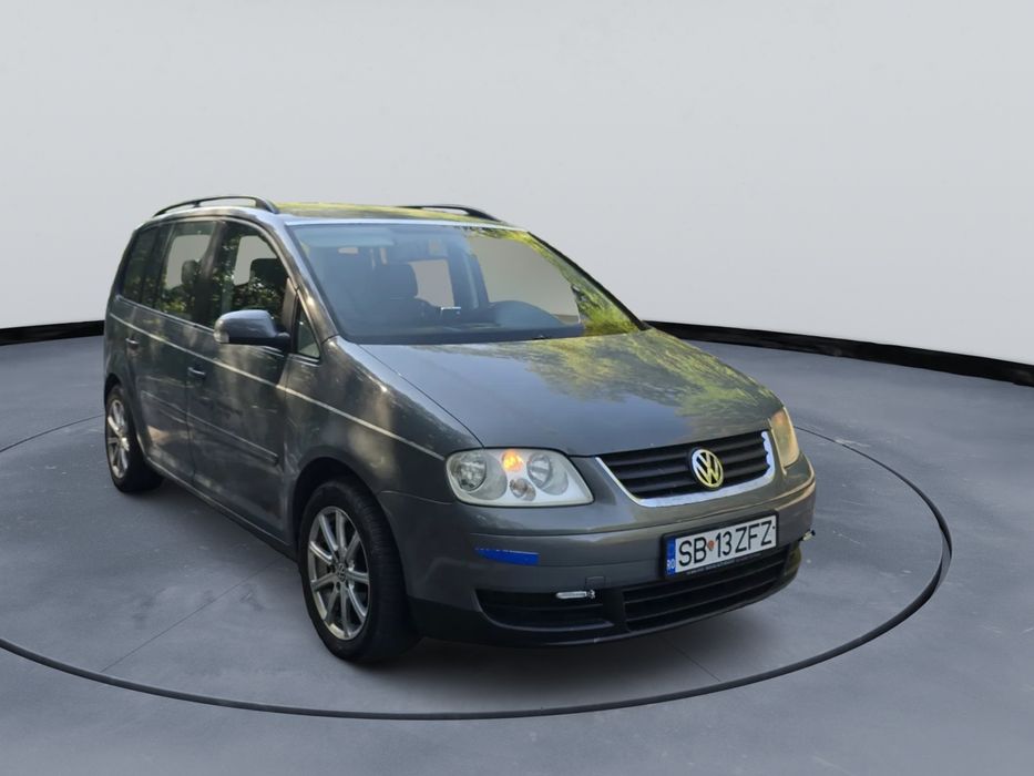 Volkswagen Touran 2004 diesel, 2.857 € — imagine 2