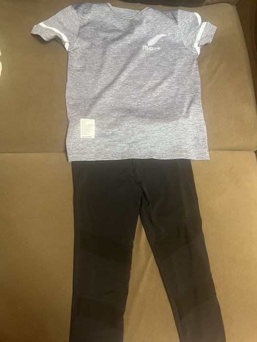 Костюмы женские