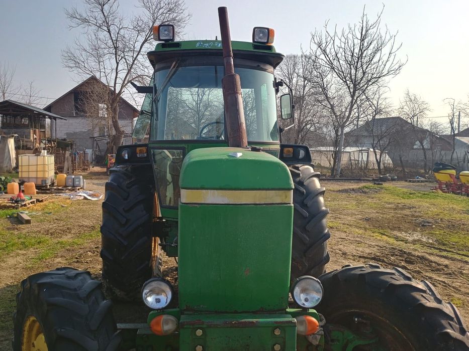 Tractor John deere 4230