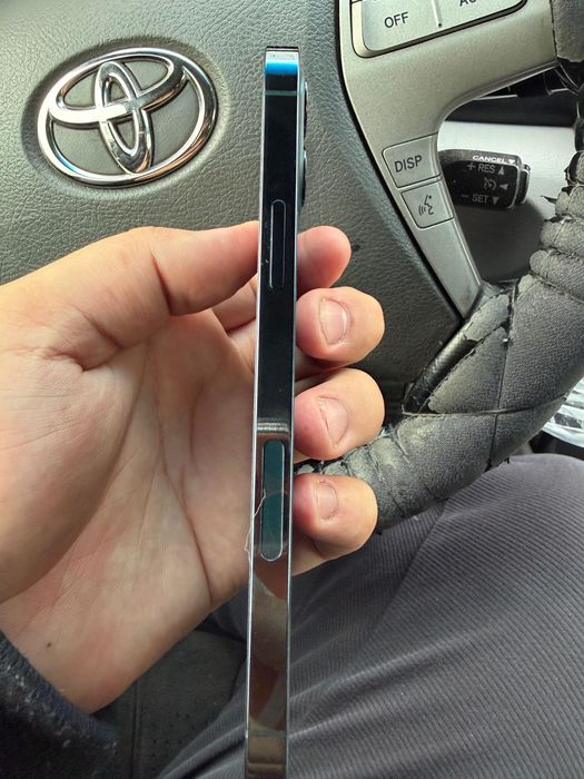 IPHONE 12 pro продам срочно торг есть