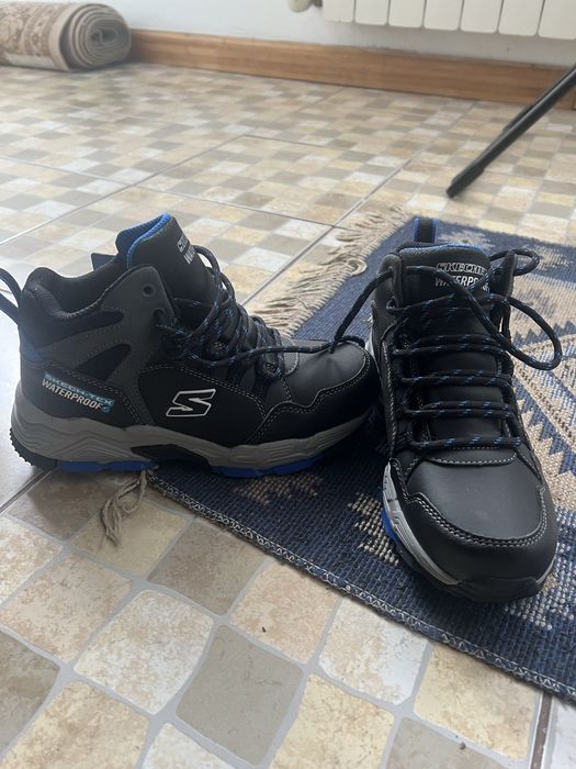 Skechers Drollix Venture Rush