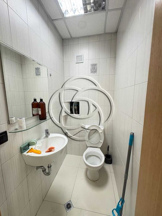 Дава се под наем Офис в София, Младост 3 - 305 кв.м за 1296.42 € - Снимка #10