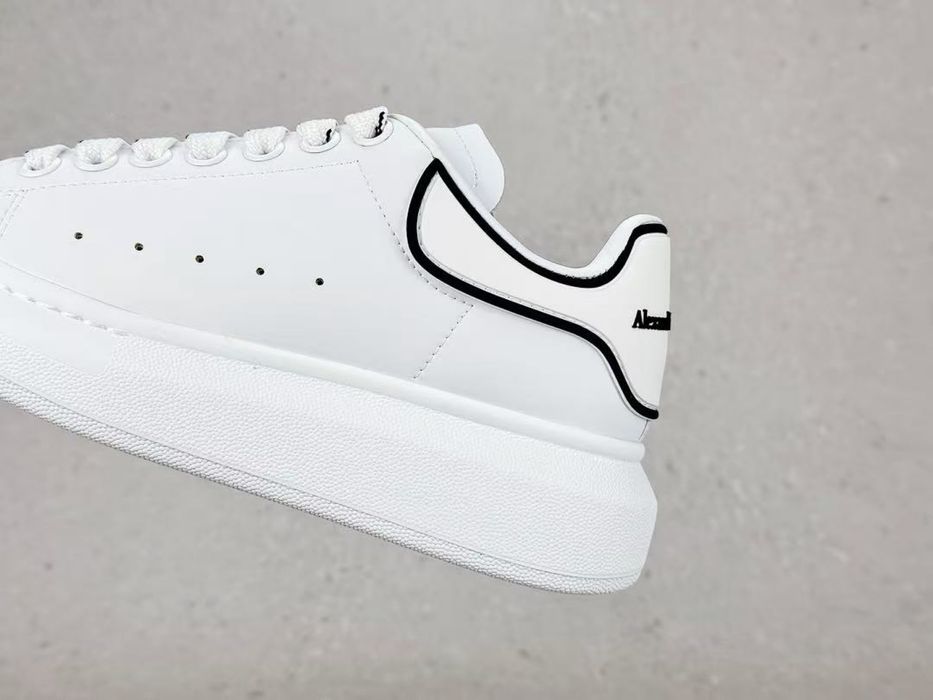 Alexander McQueen Oversized White Lace Up ,Poze Reale