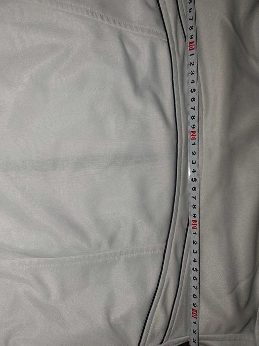 Мъжко/тинейджърско/горнище Bozetto-полиестер в много добро състояние