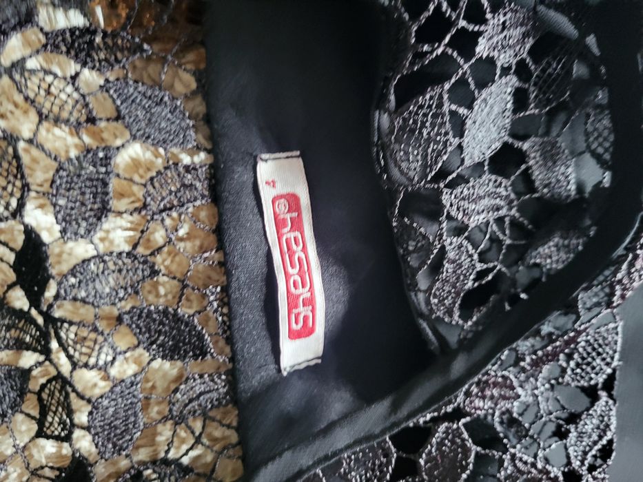 Vând Rochiță Shesay