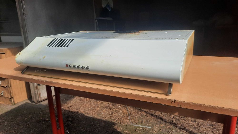 Продам Кухонную вытяжку