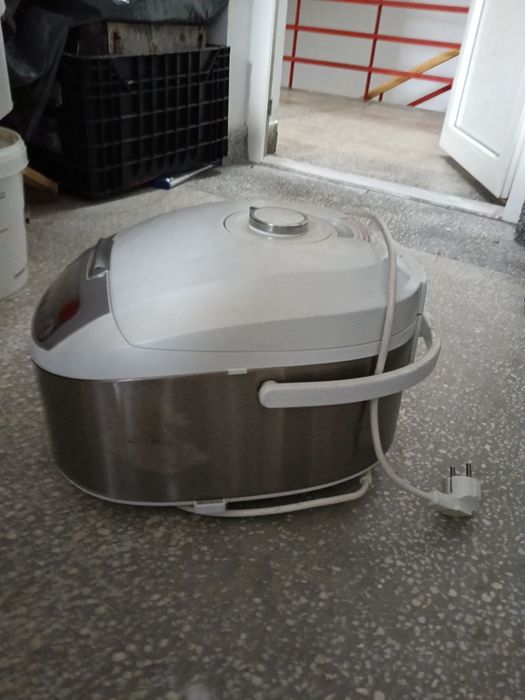 De vânzare multicooker