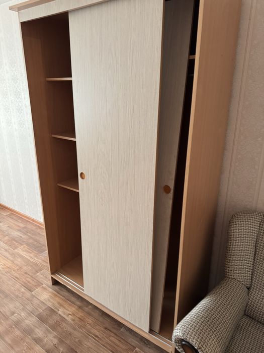 Спальный гарнитур б/у