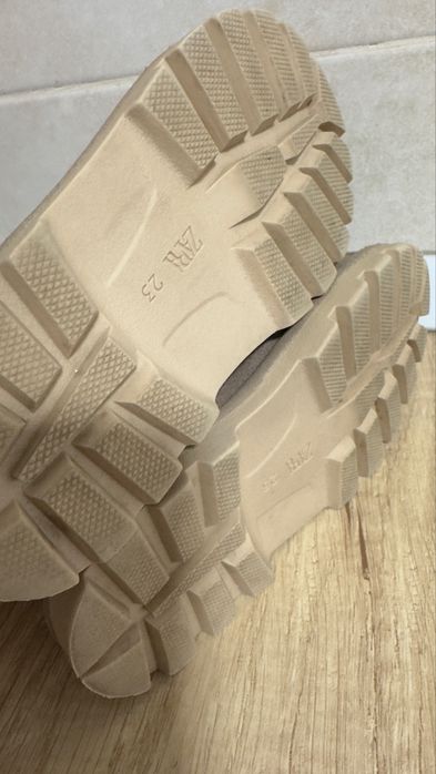 Ghete de piele zara 23