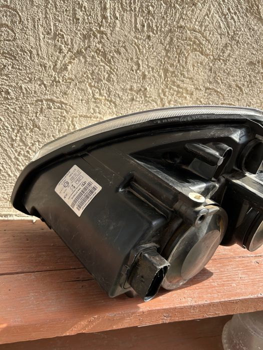 Фары передние на ВАЗ 2171 Приора