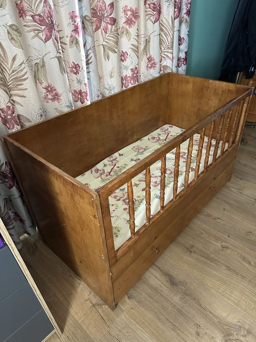 Детска кошара с чекмедже