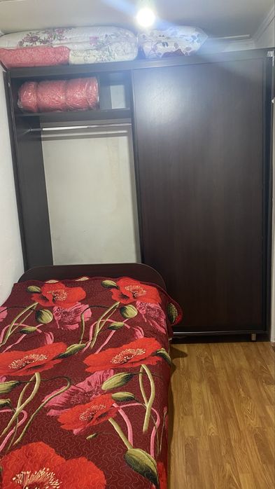 Продам кровать и шифоньер