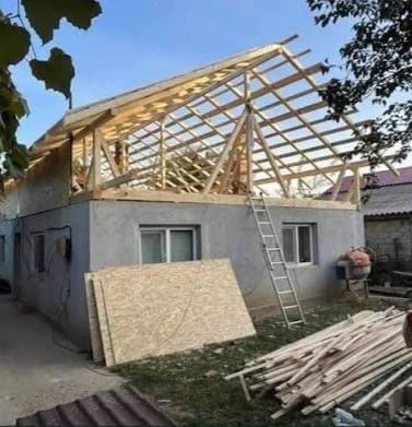 10% Executăm acoperișuri etc.