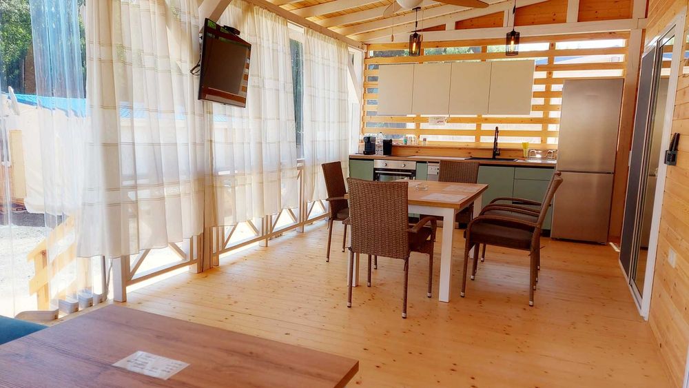 Бунгало на къмпинг Арапя