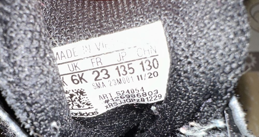 Adidasi adidas 23
