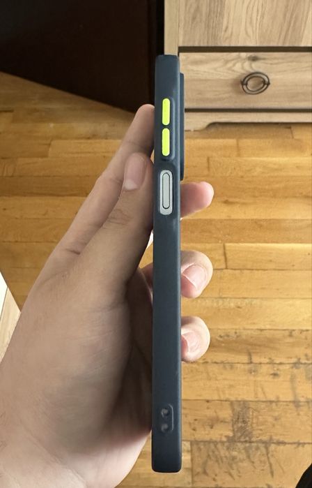 Чисто нов Samsung Galaxy a17 256/8 в гаранция купен в кеш