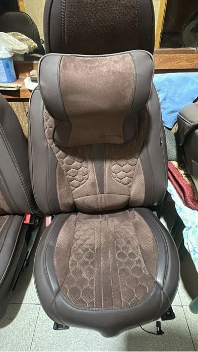 Продам чехлы на седенья