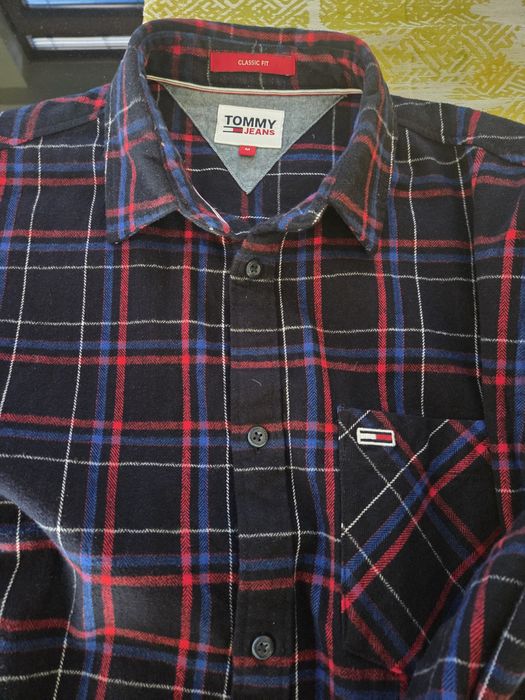 Cămașă Tommy jeans,  mărimea M,  stare excelentă,  preț 120 roni
