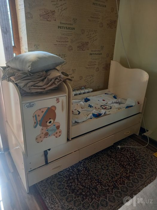 Продаётся честр детский кровать