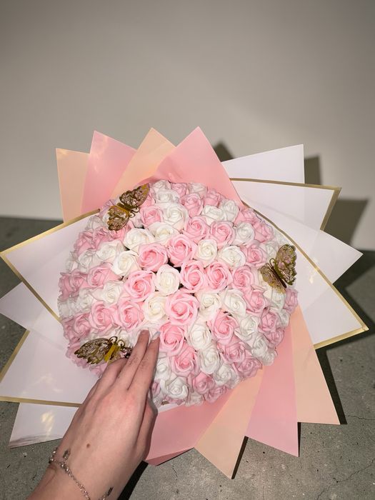 Buchete din sapun si satin(reducere 100 trandafiri 200 lei,51-150)