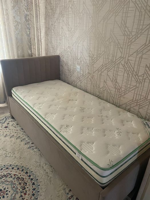 Кровать  в хорошем состоянии