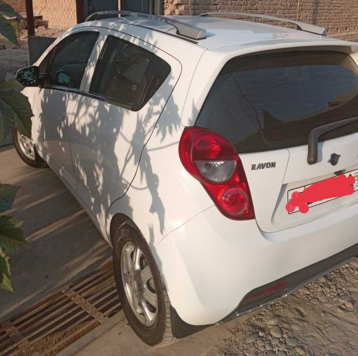 SPARK 2 pazisiya 2012 kraska tozza