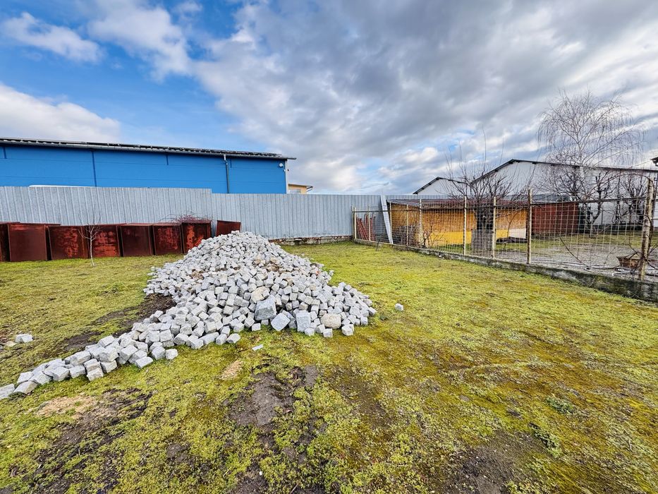 Продавам гранитни павета 10х10см