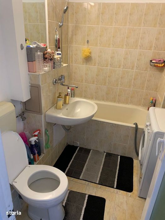 De inchiriat apartament 2 camere -Bld.Pandurilor