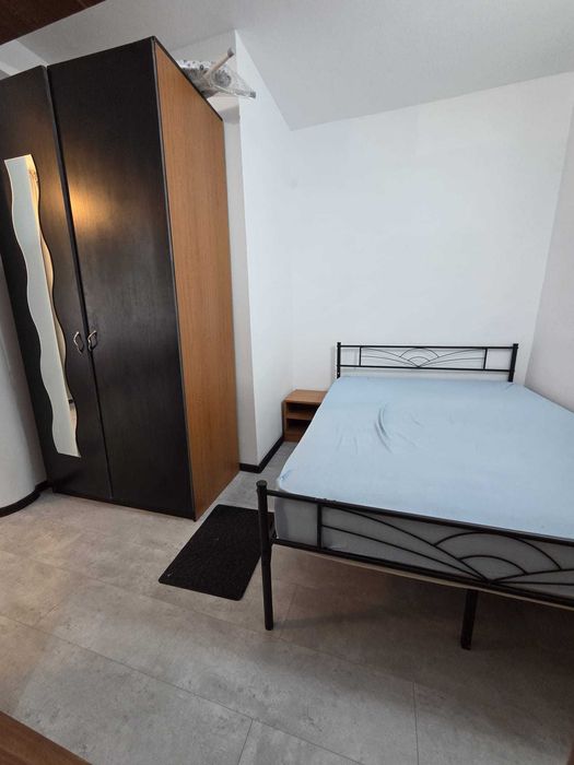 Particular, inchiriez studiou foarte spatios Dristor-metrou