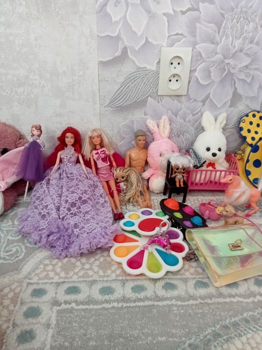 Игрушки за 10 тысяч все месте.