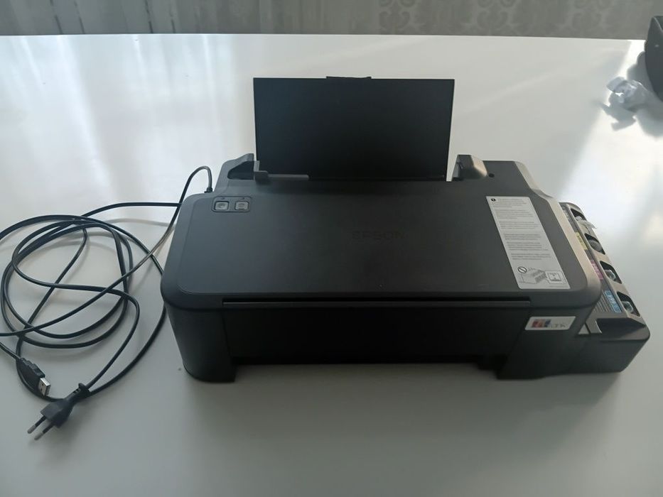 ПРОДАМ  Epson L121