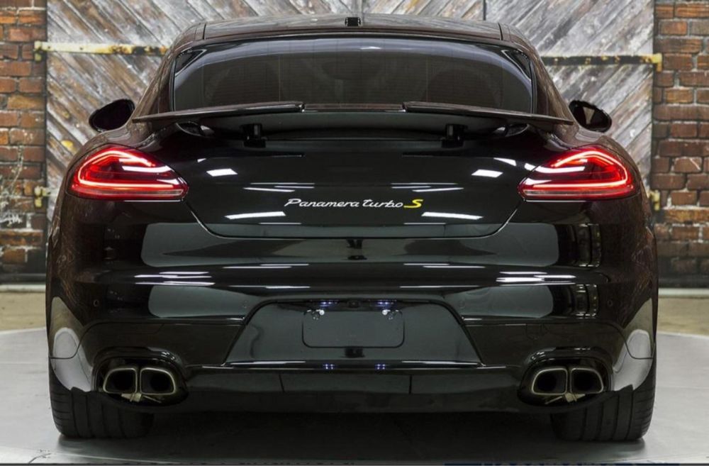 Porsche Panemera 4.8s на части