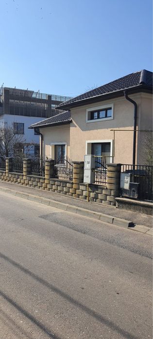 Vand casa in Itcani Suceava