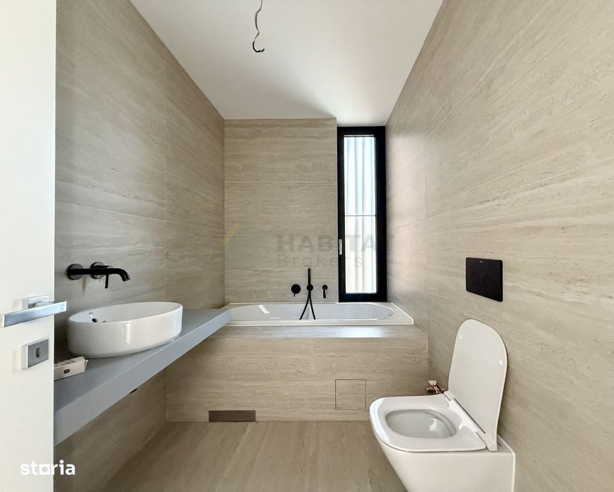 Vila tip duplex in Amber Forest, langa padure